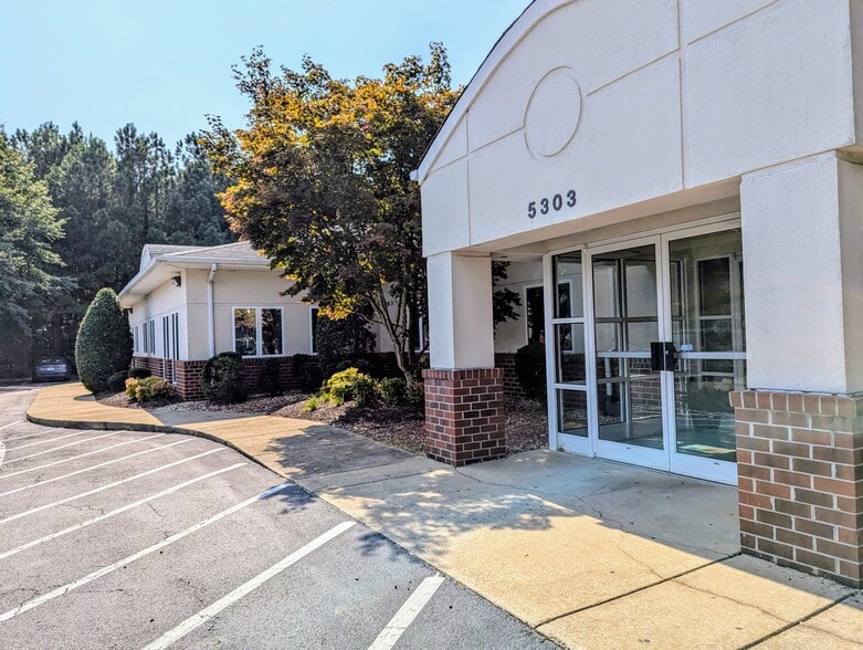 Primary Photo Of 5303 Plaza Dr, Hopewell Medical For Sale