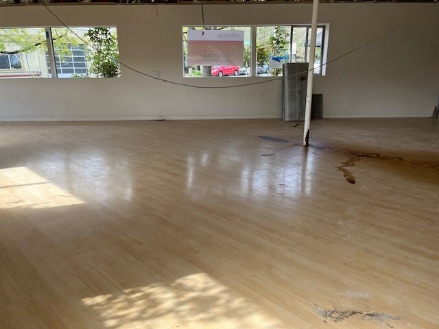 More Photos Of 7981 SE 17th Ave, Portland Freestanding For Sale