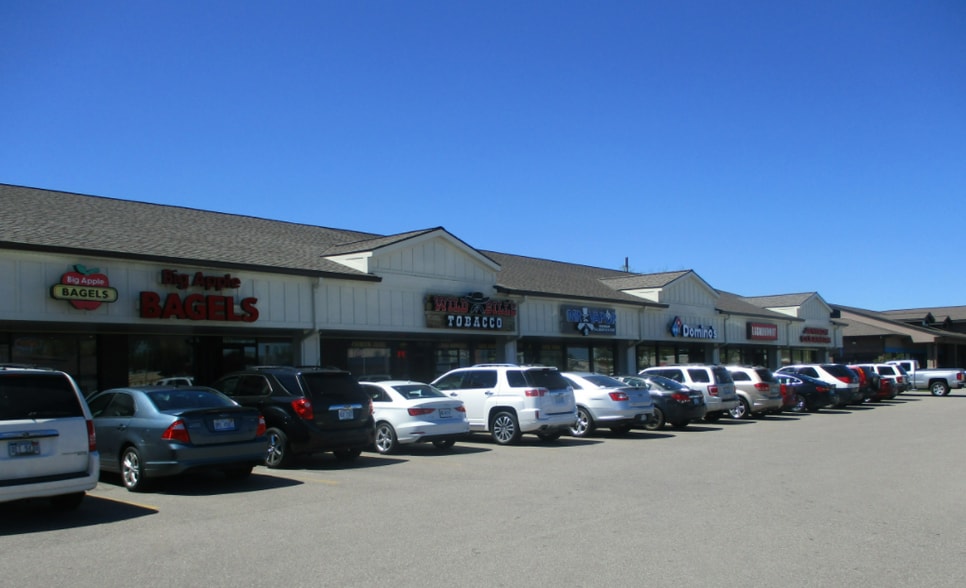 More Photos Of 302-316 Baldwin St, Jenison Freestanding For Sale