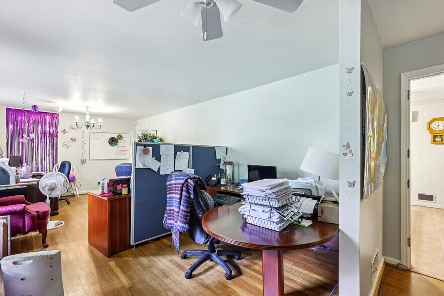 More Photos Of 2119 Vista Dale Ct, Tucker Office Residential For Sale