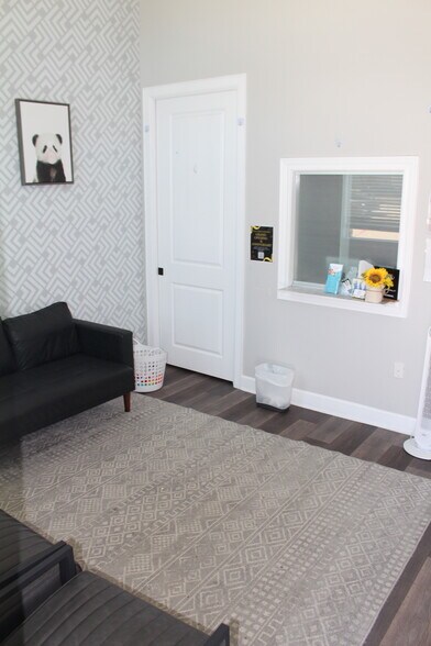 More Photos Of 2035 N Mason Rd, Katy Medical For Lease