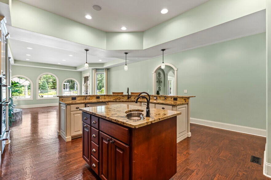 More Photos Of 220 Fincher Rd, Pauline Lodge Meeting Hall For Sale