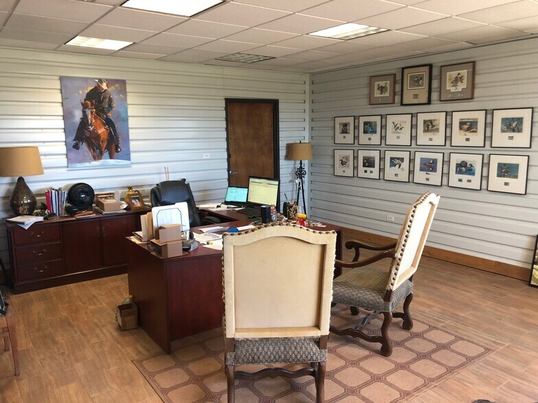 More Photos Of 9605 Fm 812, Austin Warehouse For Lease