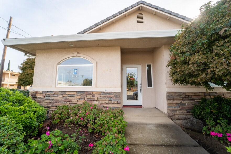 Primary Photo Of 642 Bridge St, Yuba City Office For Sale
