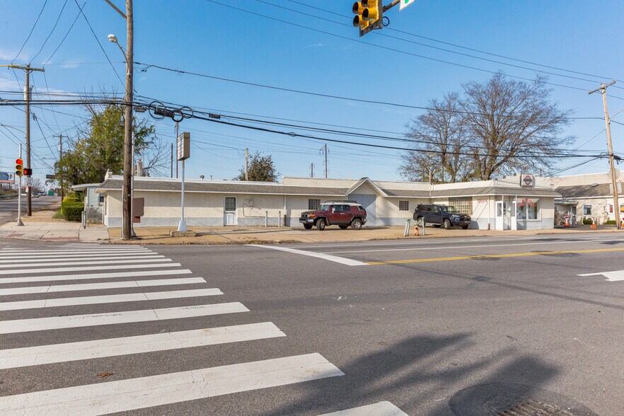 More Photos Of 4999 Linden Ave, Philadelphia General Retail For Sale