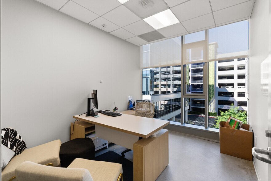 More Photos Of 6555 Barton Ave, Los Angeles Office For Lease