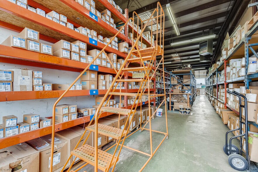 More Photos Of 1221 S Bannock St, Denver Warehouse For Sale