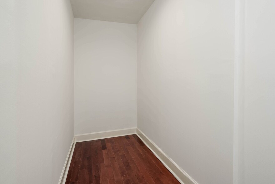 More Photos Of 515 Hargrove Rd E, Tuscaloosa Office Residential For Lease