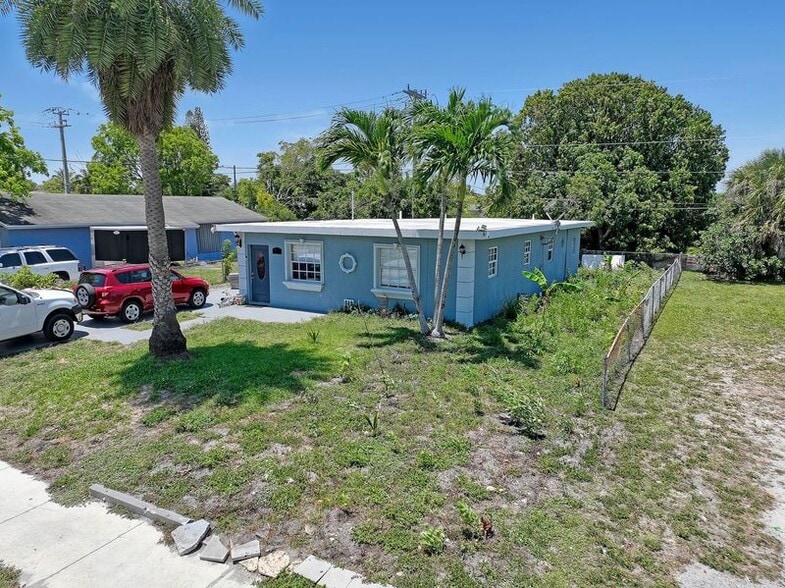 More Photos Of , Pompano Beach Flex For Sale