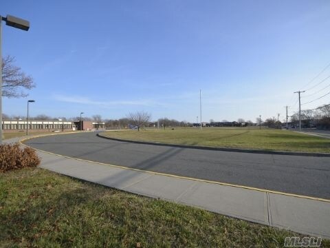More Photos Of 339 Snedecor Ave, West Islip Medical For Lease