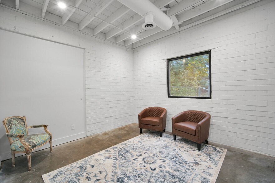 More Photos Of 1711 Price St, Savannah Office For Lease