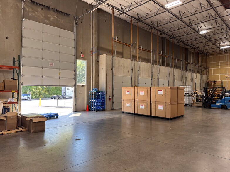 More Photos Of 7930 SW Burns Way, Wilsonville Distribution For Lease