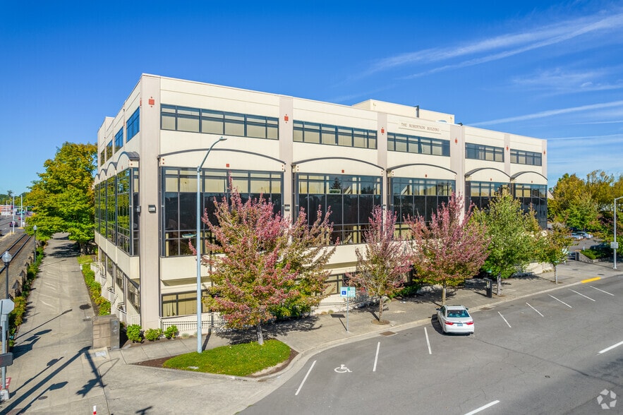 Primary Photo Of 1241 State St, Salem Office For Sale