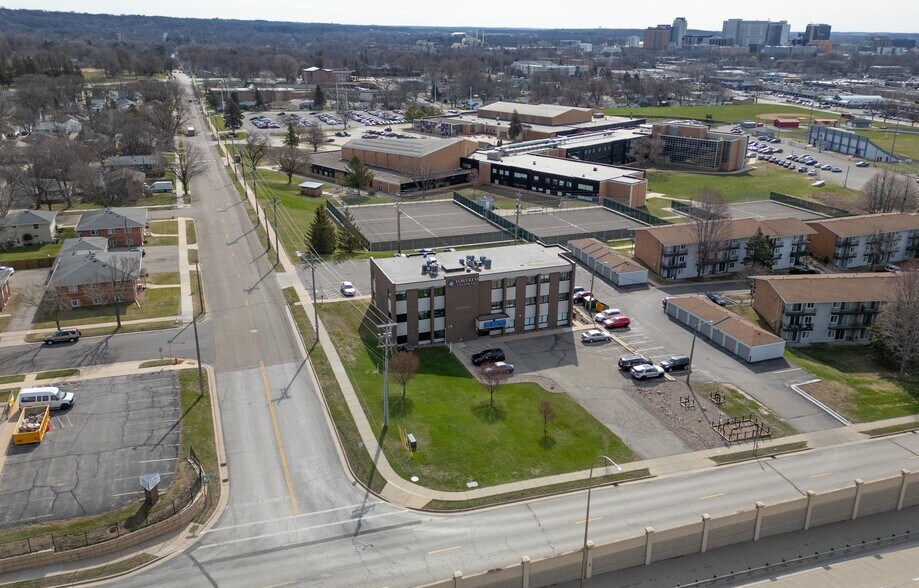 More Photos Of 1610 14th St NW, Rochester Office For Sale