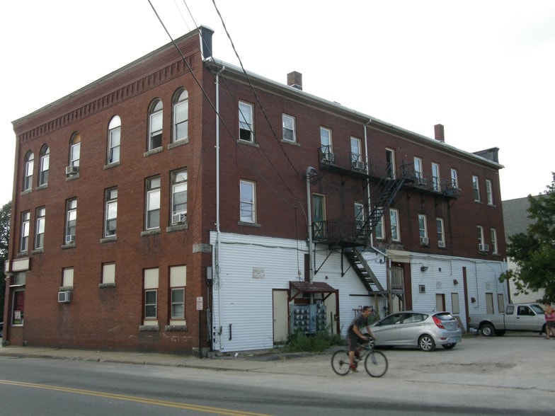 More Photos Of 38-44 N Main St, Rochester Storefront Retail Office For Lease