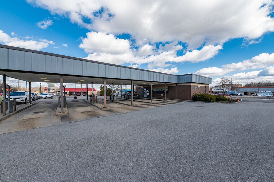 More Photos Of 2669 White Hall Blvd, Fairmont Bank For Sale