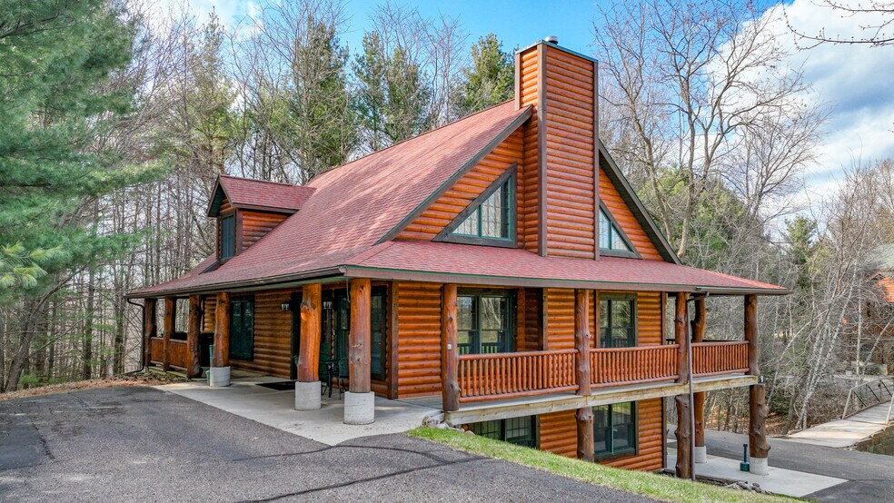 More Photos Of 18061 County Highway OO, Chippewa Falls Flex For Sale