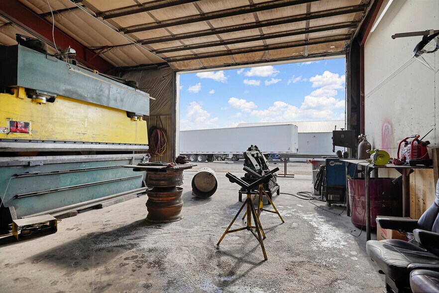 More Photos Of 10290 E 106th Ave, Brighton Warehouse For Sale