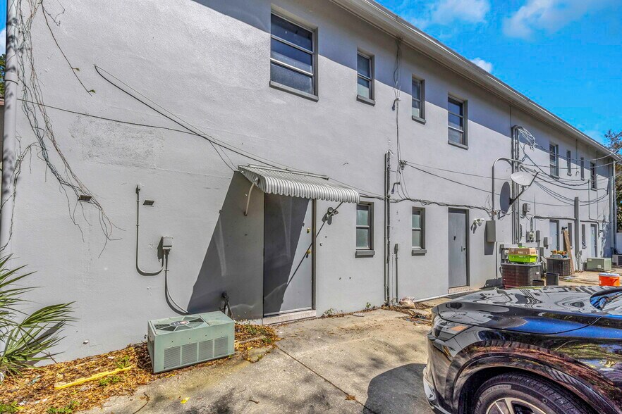 More Photos Of 1915 E Bay Dr, Largo General Retail For Sale