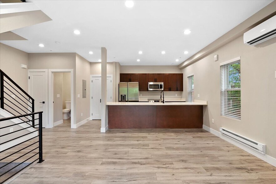 More Photos Of 1327 Jersey St, Denver Apartments For Sale