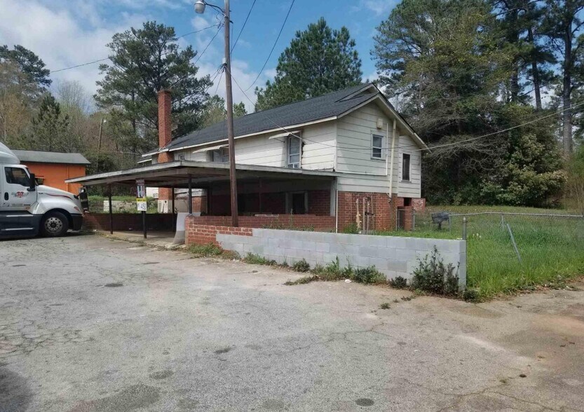 More Photos Of 398 Martin Luther King Dr, Thomaston Convenience Store For Sale