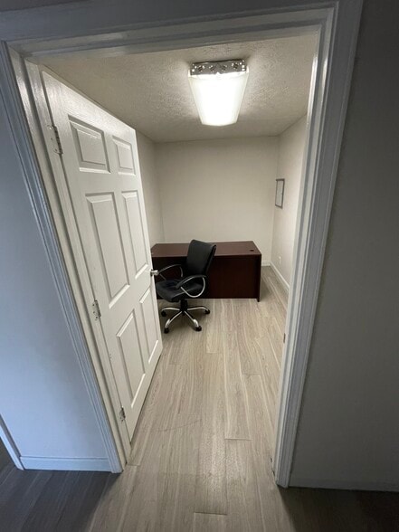 More Photos Of 5499 Jonesboro Rd, Morrow Office For Lease