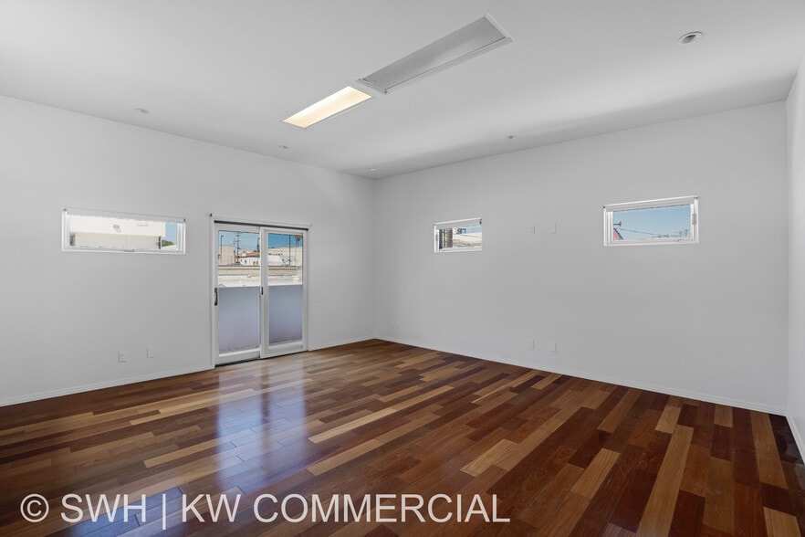 More Photos Of 137 Arena St, El Segundo Flex For Sale