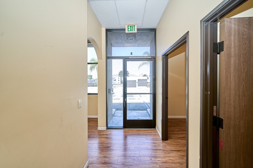 More Photos Of 6242 Beach Blvd, Buena Park Fast Food For Lease
