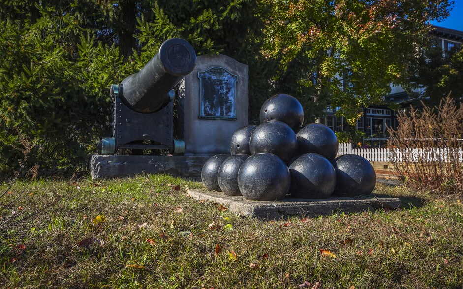 More Photos Of 8 S Main St, New Hope Storefront Retail Office For Lease