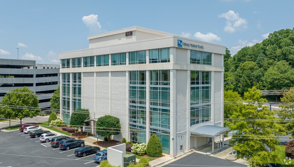 More Photos Of 4801 Glenwood Ave, Raleigh Office For Lease