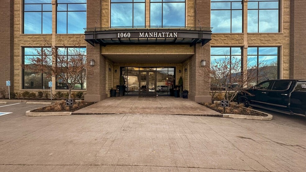 More Photos Of 1060 Manhattan Dr, Kelowna Office For Lease