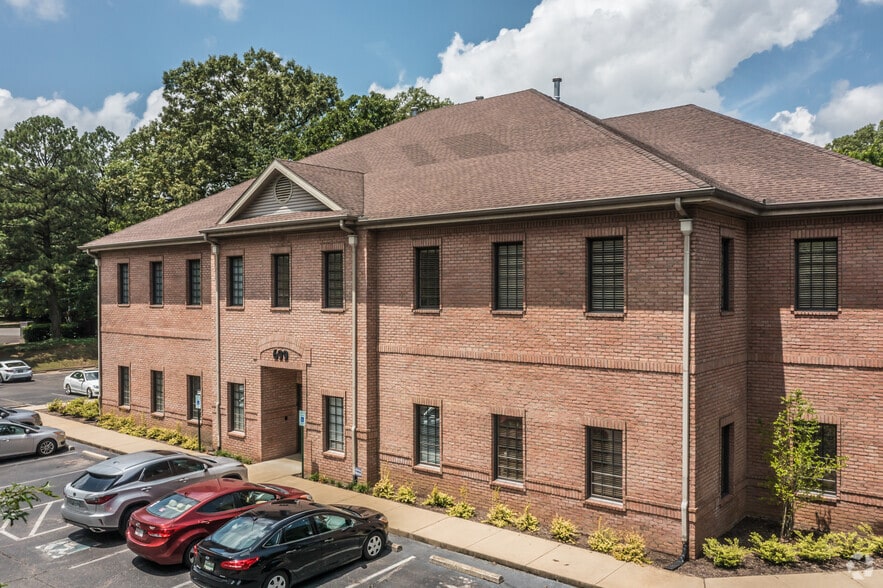 More Photos Of 699 Oakleaf Office Ln, Memphis Office For Lease