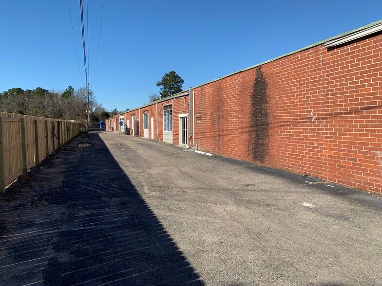 More Photos Of 2403 Milledgeville Rd, Augusta Industrial For Lease