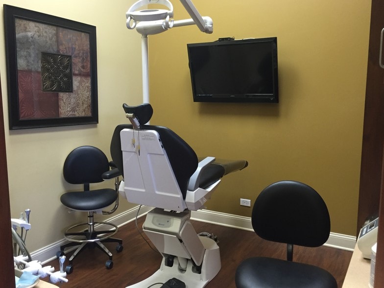 More Photos Of 1601-1747 S Cicero Ave, Cicero General Retail For Lease