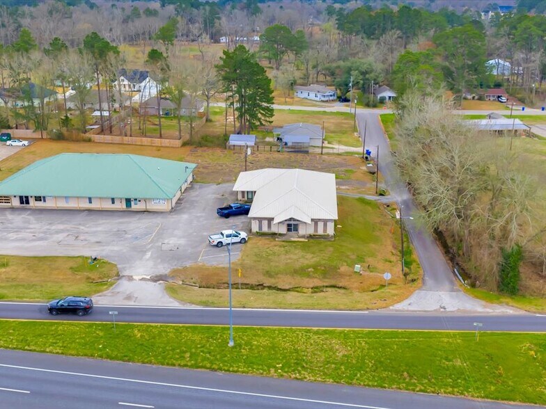 More Photos Of 3215 S Medford Dr, Lufkin Office For Sale