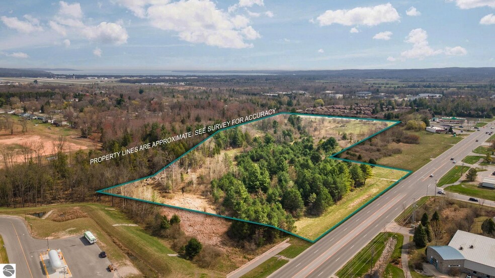 More Photos Of 2051 Garfield Ave, Traverse City Land For Sale