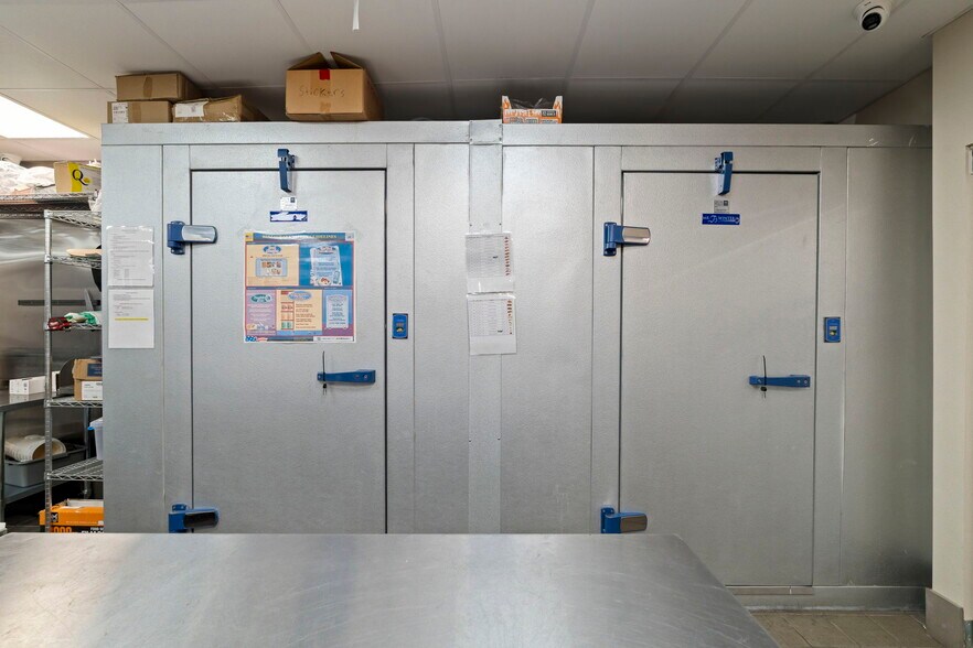 More Photos Of 1627 E Passyunk Ave, Philadelphia Storefront Retail Residential For Sale