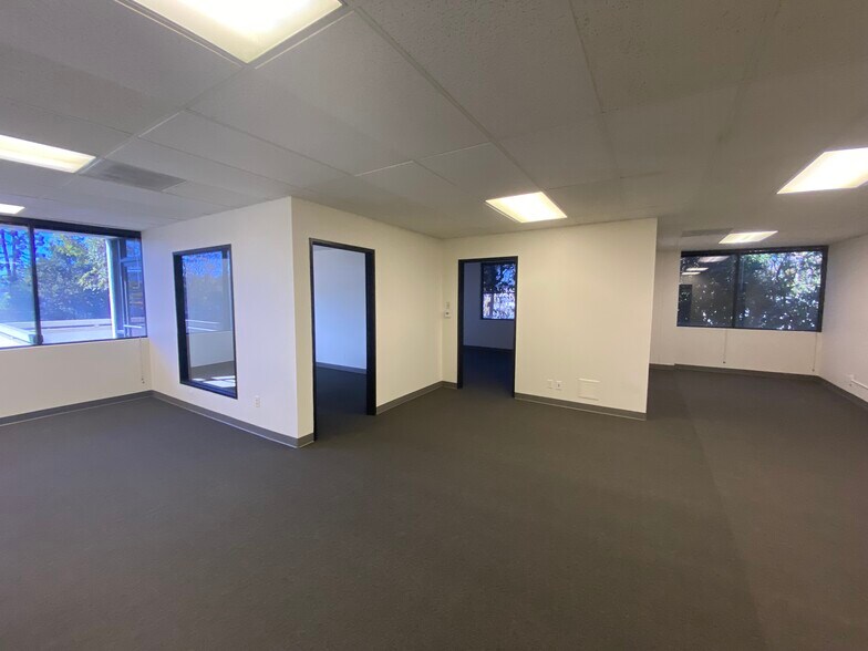 More Photos Of 16 Hughes, Irvine Unknown For Lease