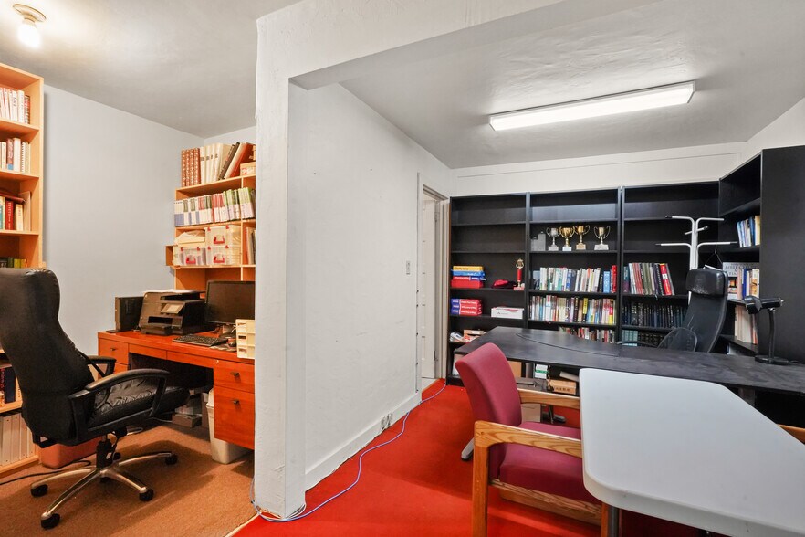 More Photos Of 317 W Palmer Ave, Glendale Religious Facility For Sale