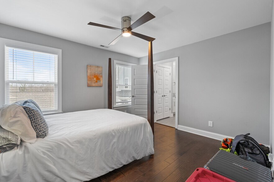 More Photos Of , Greenville Multifamily For Sale