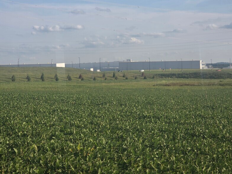 More Photos Of 1055 Glendale Hodgenville Rd W, Glendale Land For Sale