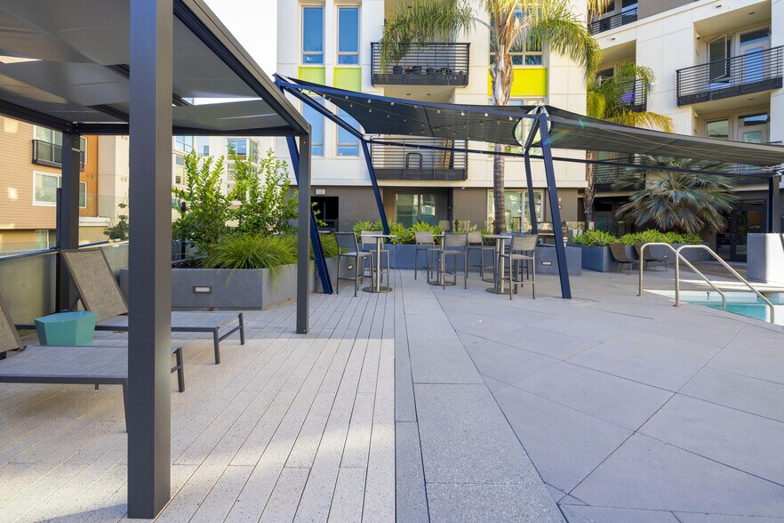 More Photos Of 121 S Frances St, Sunnyvale Apartments For Lease