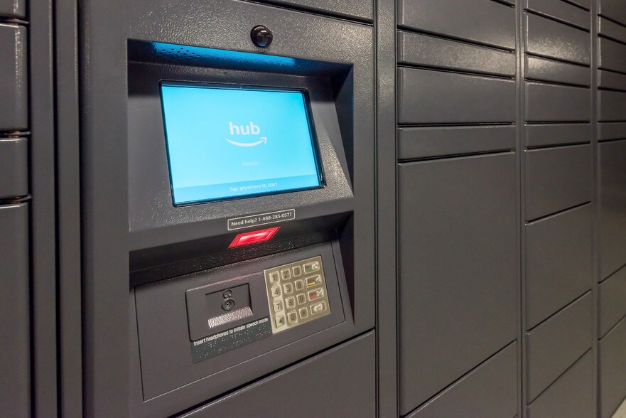 More Photos Of 900 NE 65th St, Seattle Apartments For Lease