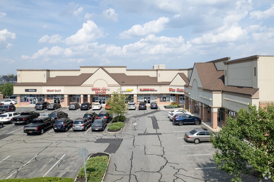 More Photos Of 1370-1396 Centennial Ave, Piscataway Unknown For Lease