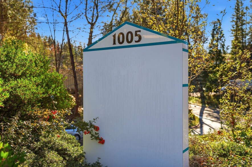 More Photos Of 1005 Fowler Way, Placerville Medical For Sale