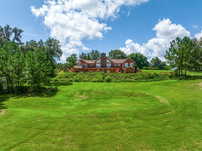 More Photos Of 7780 N Whippoorwill Ter, Hernando Sports And Entertainment For Sale