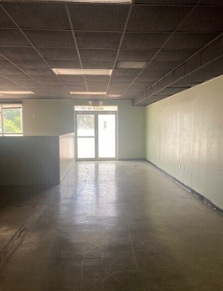 More Photos Of 2517 Lincoln Rd, Hattiesburg Self Storage For Lease