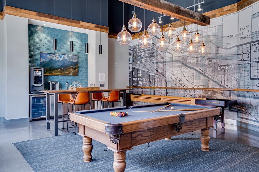 More Photos Of 2410 University Ave W, Saint Paul Apartments For Lease