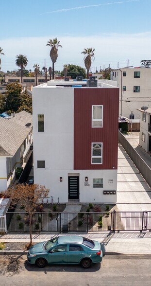 More Photos Of 1286 W 35th Pl, Los Angeles Apartments For Sale