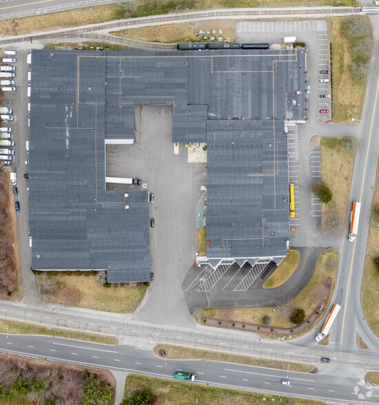 More Photos Of 50 John Hancock Rd, Taunton Manufacturing For Lease